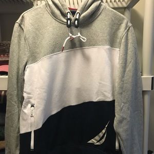 Nautica Color-blocked hoodie